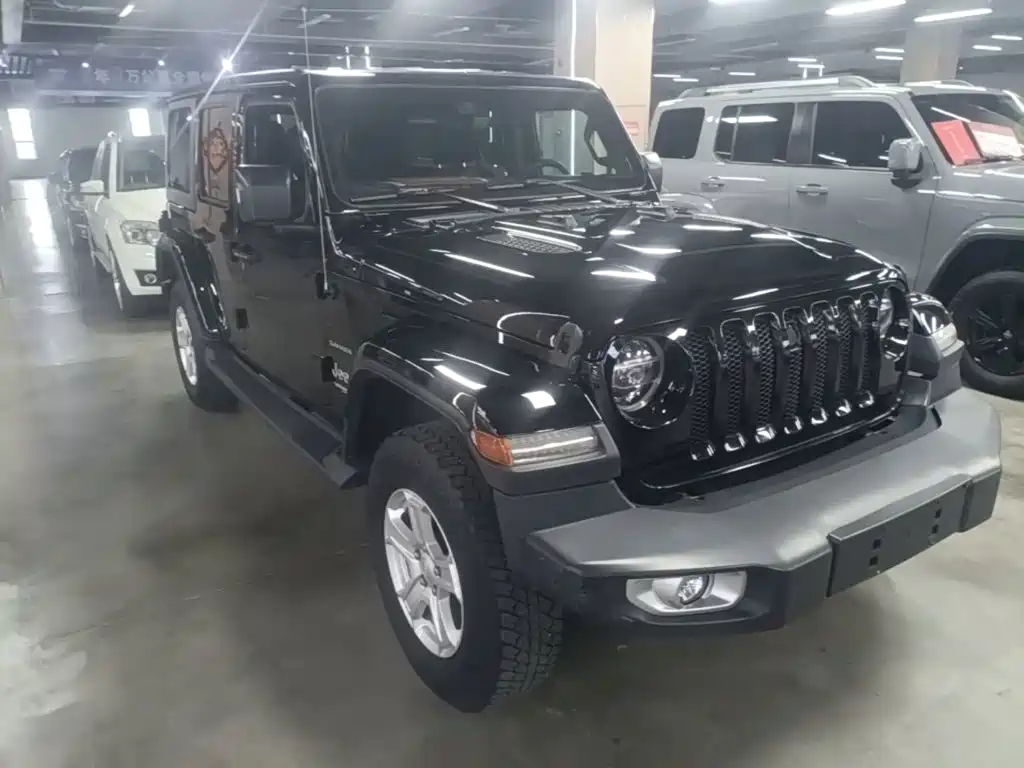 Wrangler 2018 2.0T Sahara four-door version купить на сайте DeffCars