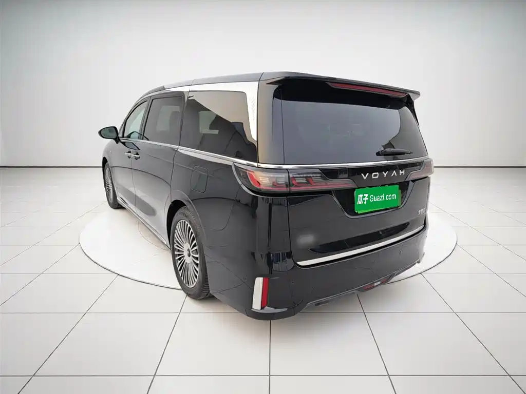 Lantu Dreamer 2025 PHEV four-wheel drive flagship Kunpeng version купить на сайте DeffCars