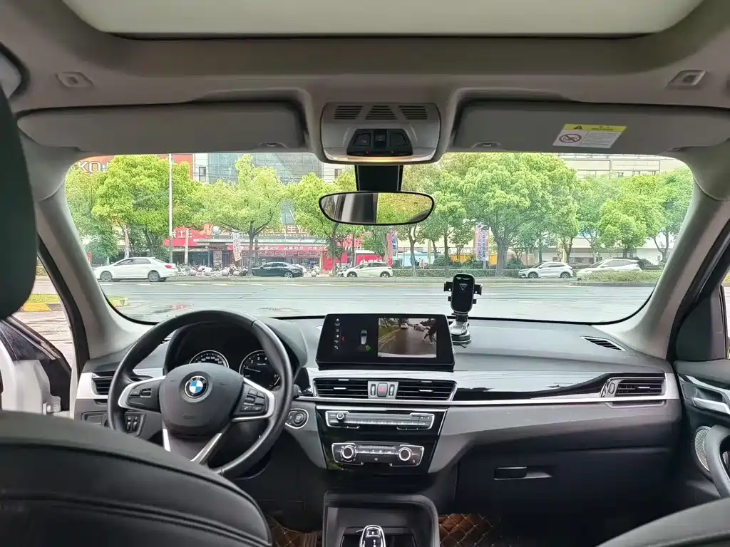 BMW X1 2022 sDrive20Li Fashion Model купить на сайте DeffCars