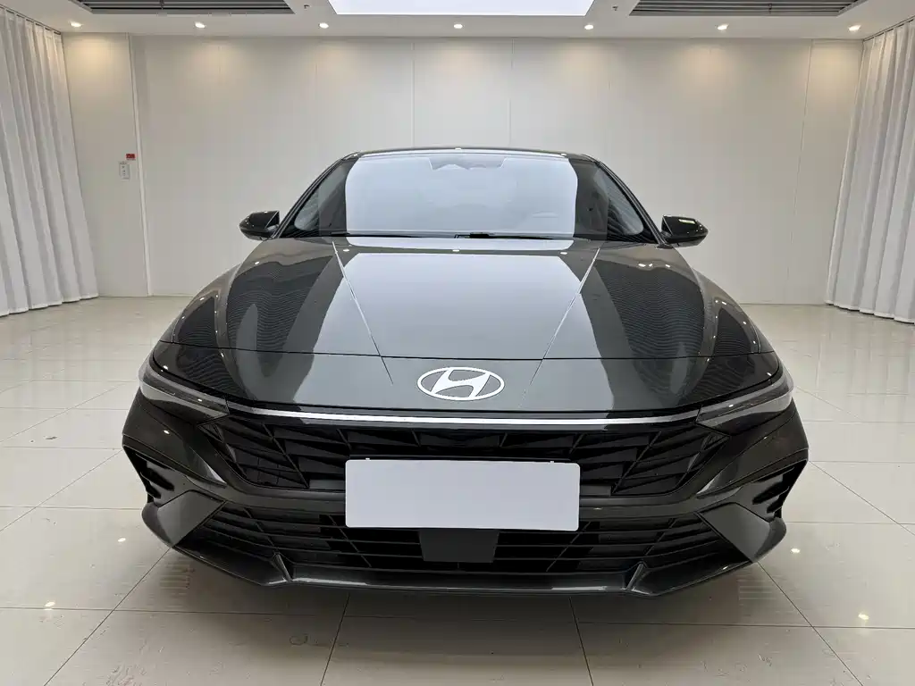 Elantra 2023 1.5L CVT LUX Premium Edition купить на сайте DeffCars