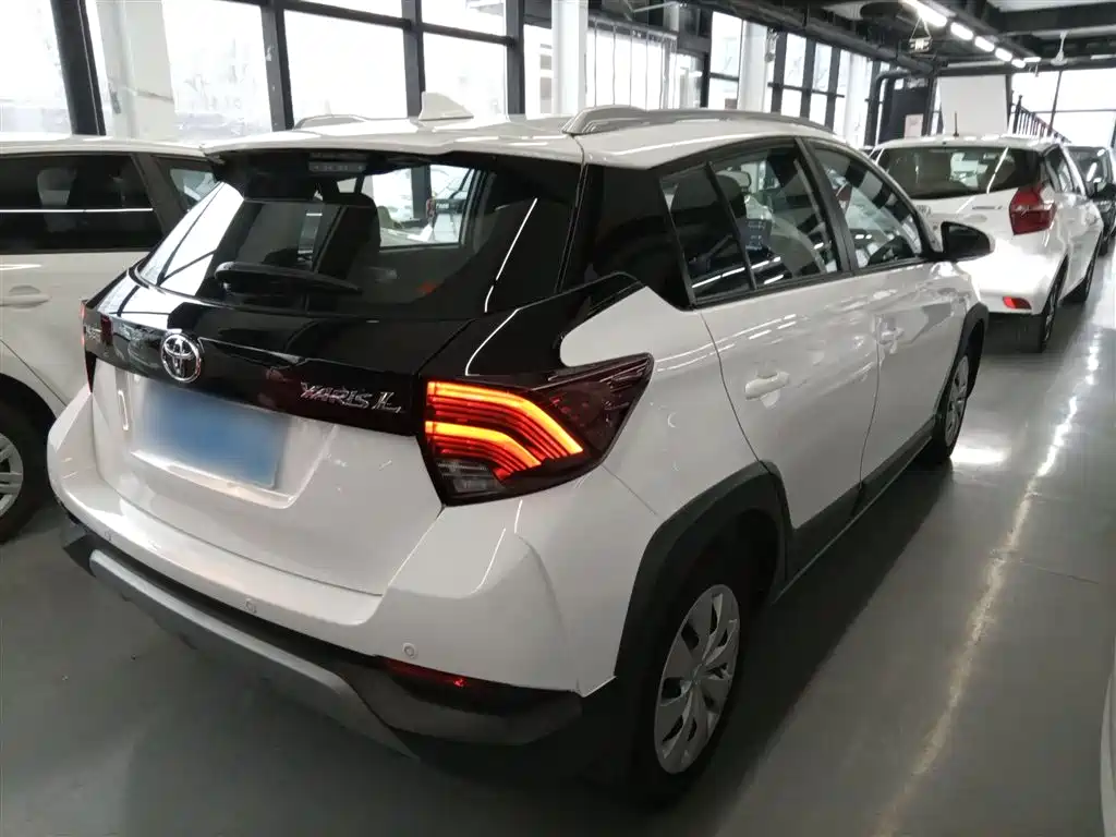 YARiS L Zhixuan 2022 model Zhixuan X 1.5L CVT leading PLUS version купить на сайте DeffCars