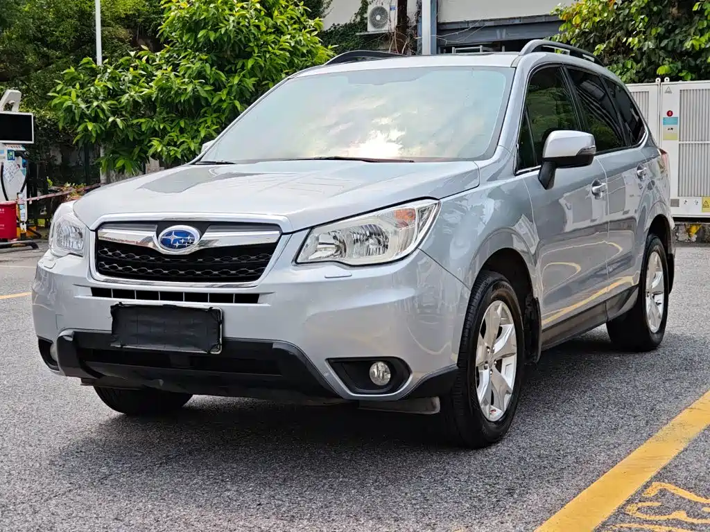 Forester 2013 2.5i Automatic Deluxe Navigation Edition купить на сайте DeffCars