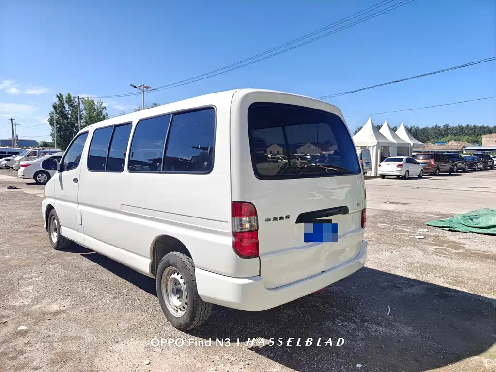 Garris 2019 2.0L Express Comfortable 7-seater National VI 1TZS купить на сайте DeffCars