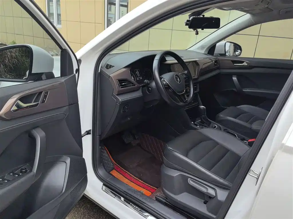 Tuyue 2021 280TSI two-wheel drive comfort version купить на сайте DeffCars