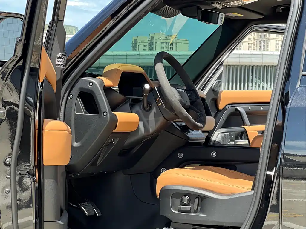 Land Rover Defender 2024 110 5.0T V8 купить на сайте DeffCars