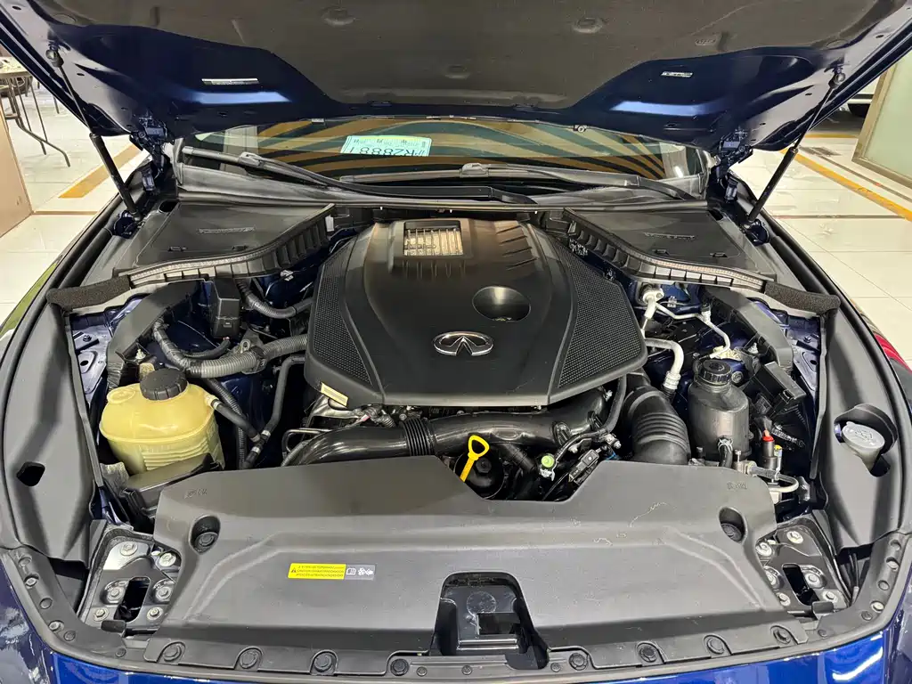 Infiniti Q50L 2018 2.0T Premium Edition National VI купить на сайте DeffCars