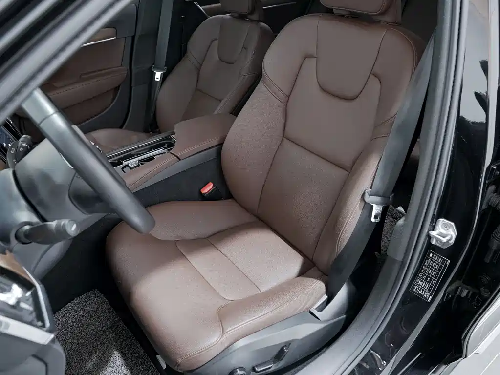 Volvo S90 2022 B5 Zhiyi Luxury Edition купить на сайте DeffCars