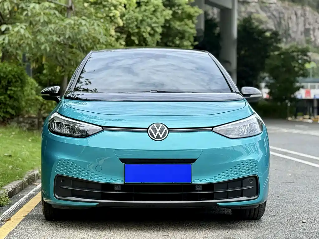 Volkswagen ID.3 2023 Pure Smart Edition купить на сайте DeffCars