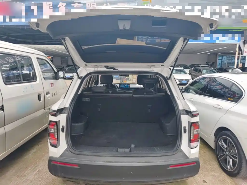 Baojun RS-3 2020 1.5L CVT 24hr Online Elite купить на сайте DeffCars