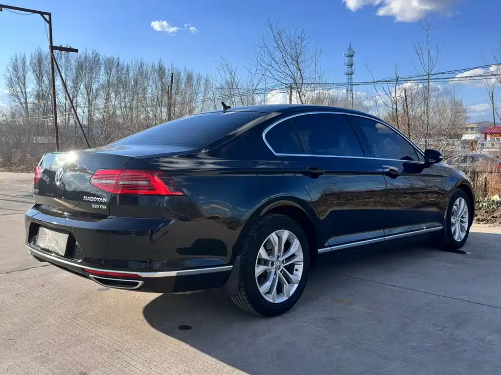 Magotan 2019 330TSI DSG luxury model National VI купить на сайте DeffCars