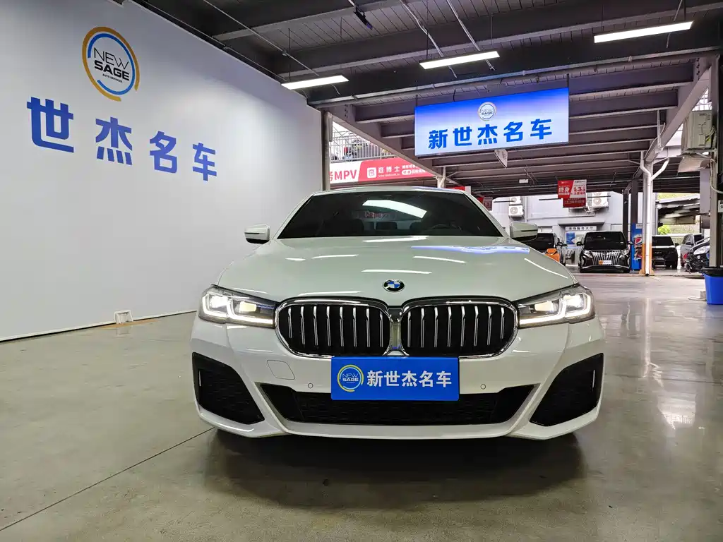 BMW 5 Series 2021 525Li M Sports Package купить на сайте DeffCars