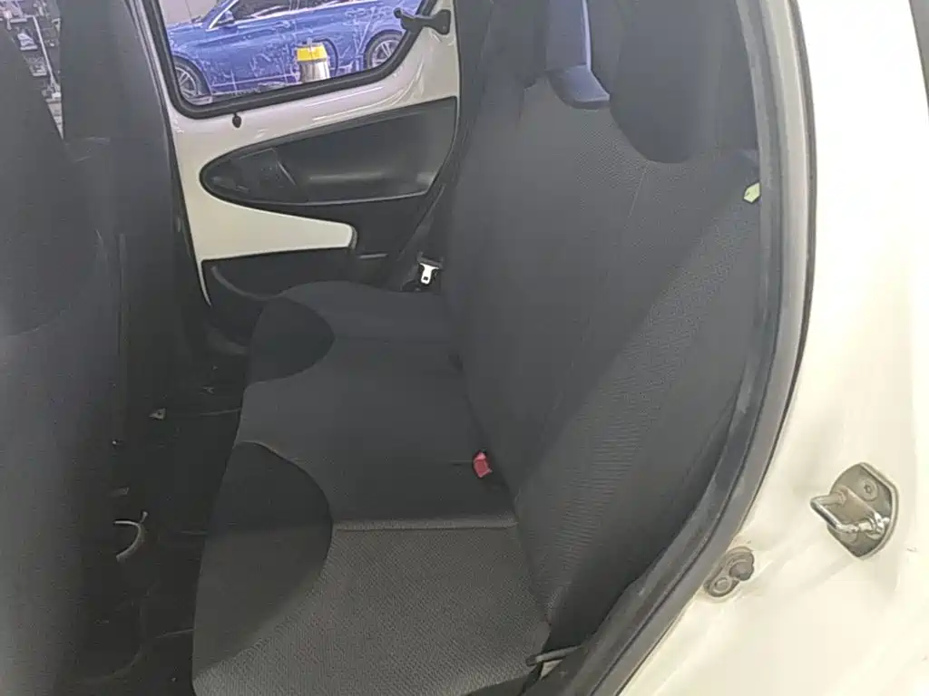 BYD F0 2013 1.0L AMT Xuanku type купить на сайте DeffCars