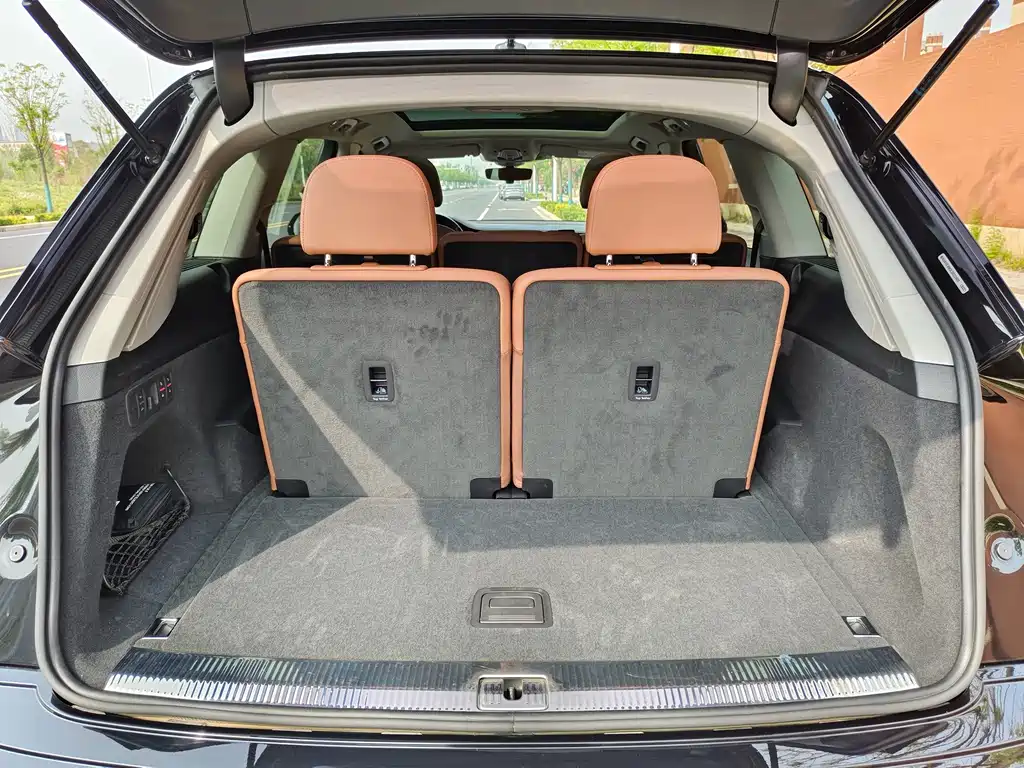Audi Q7 2020款 55 TFSI quattro S line运动型 купить на сайте DeffCars