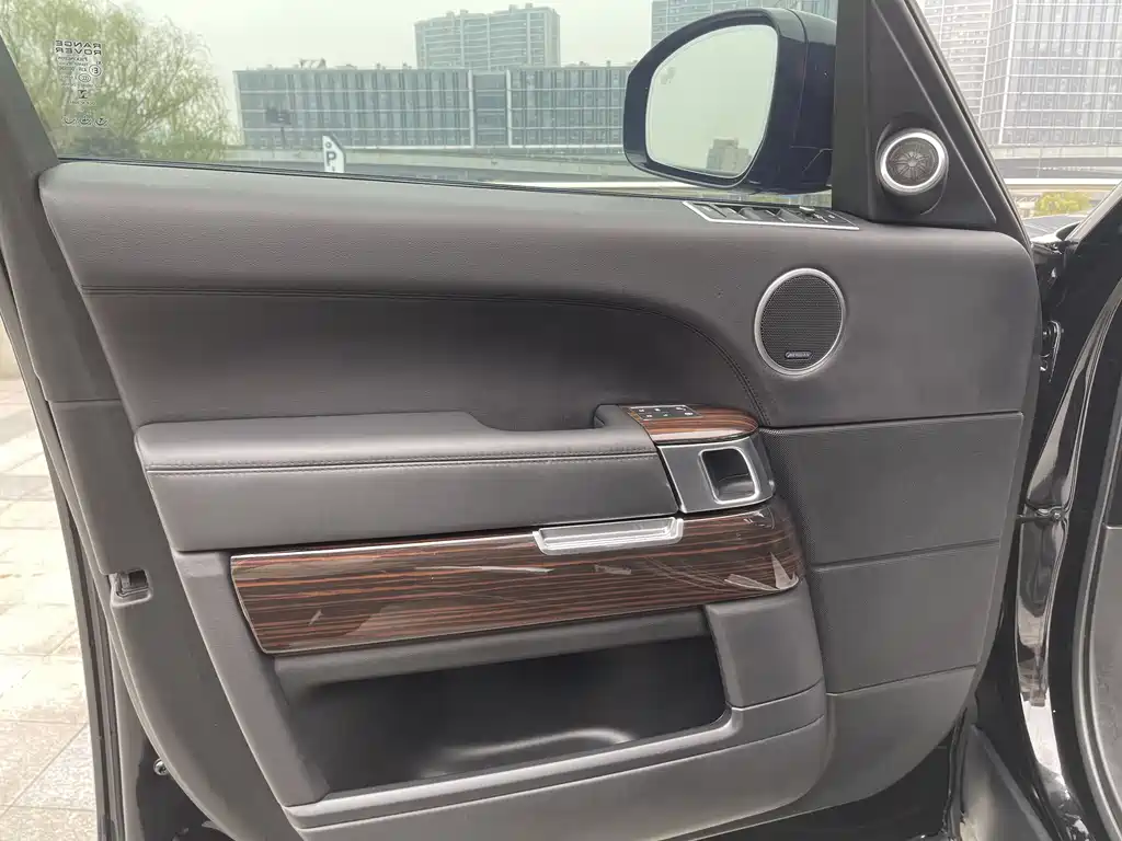 Range Rover 2017 3.0 SC V6 Vogue купить на сайте DeffCars