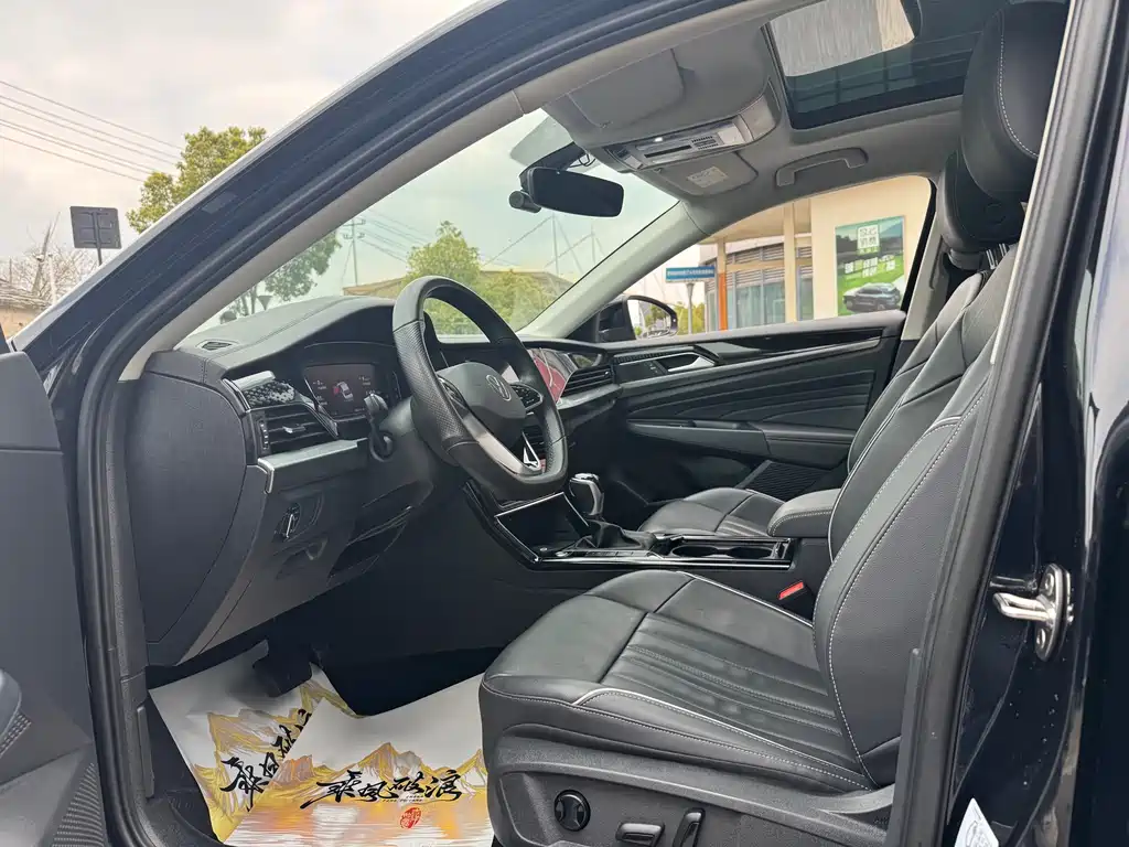 Passat 2023 330TSI Starry Sky Elite Edition купить на сайте DeffCars