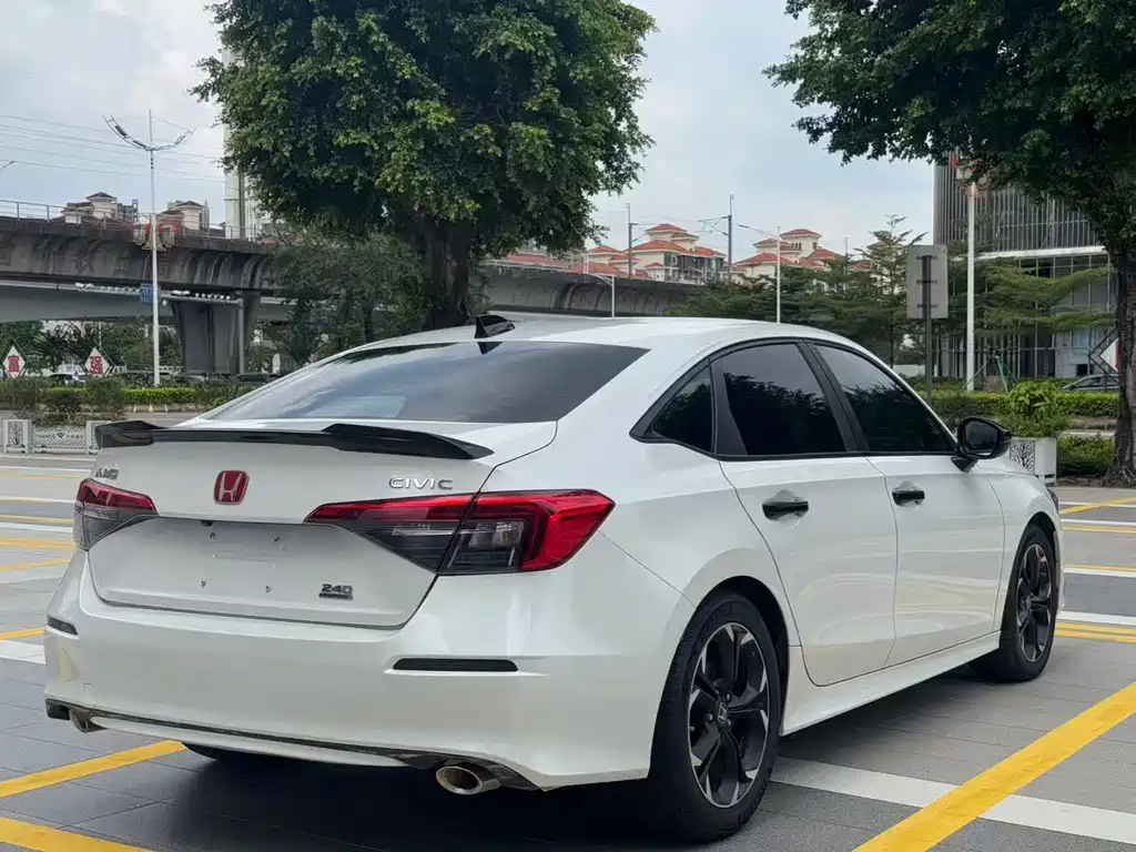 Civic 2022 240TURBO CVT combustion version купить на сайте DeffCars