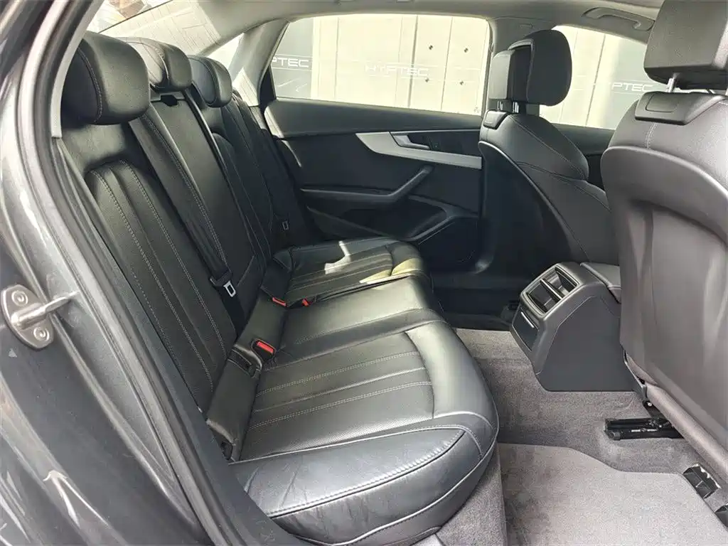 Audi A4L 2022 40 TFSI Fashionable and Dynamic купить на сайте DeffCars