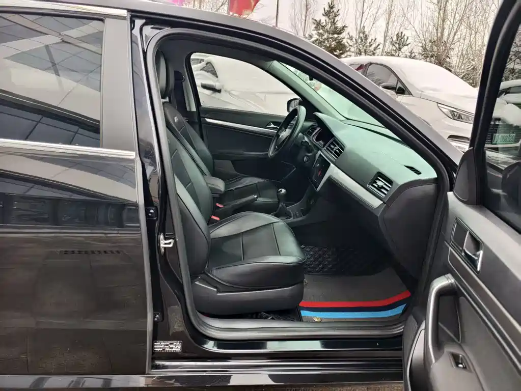 Lavida 2019 Lavida Qihang 1.5L Manual Fashion Edition National VI купить на сайте DeffCars