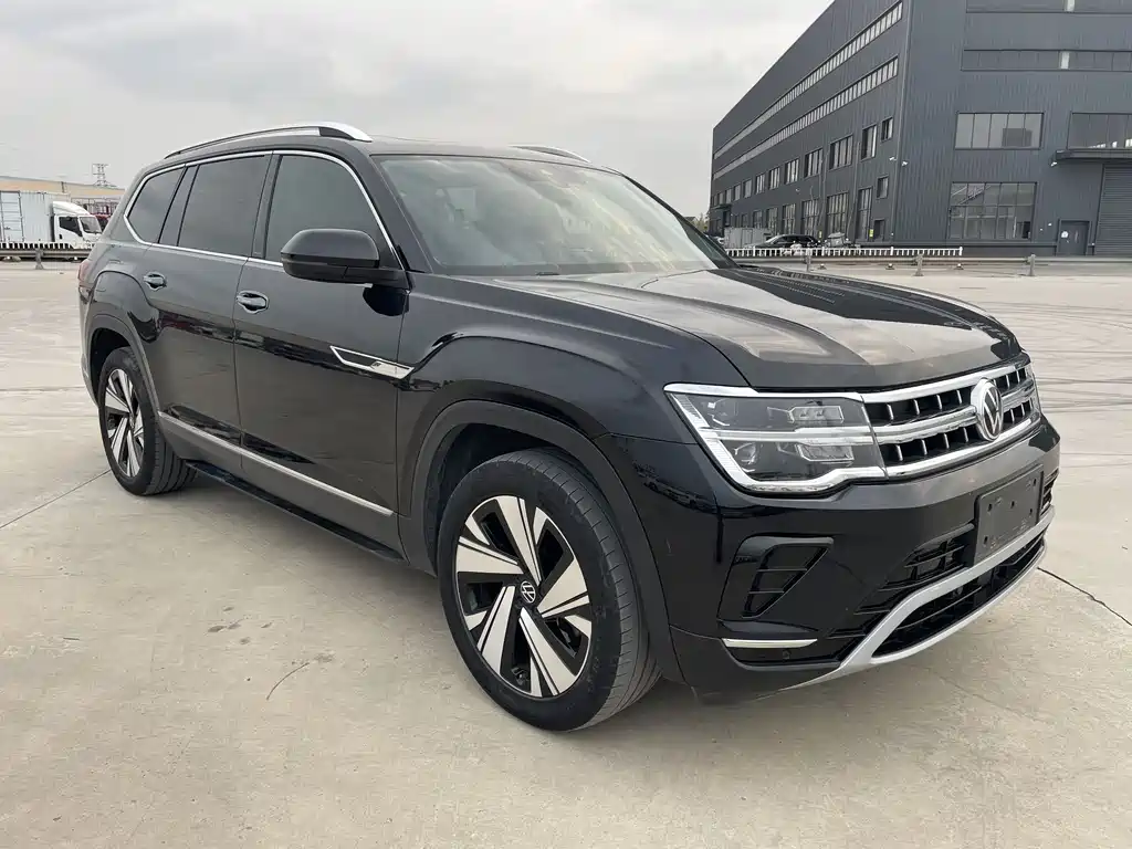 Touron 2023 380TSI four-wheel drive luxury version купить на сайте DeffCars