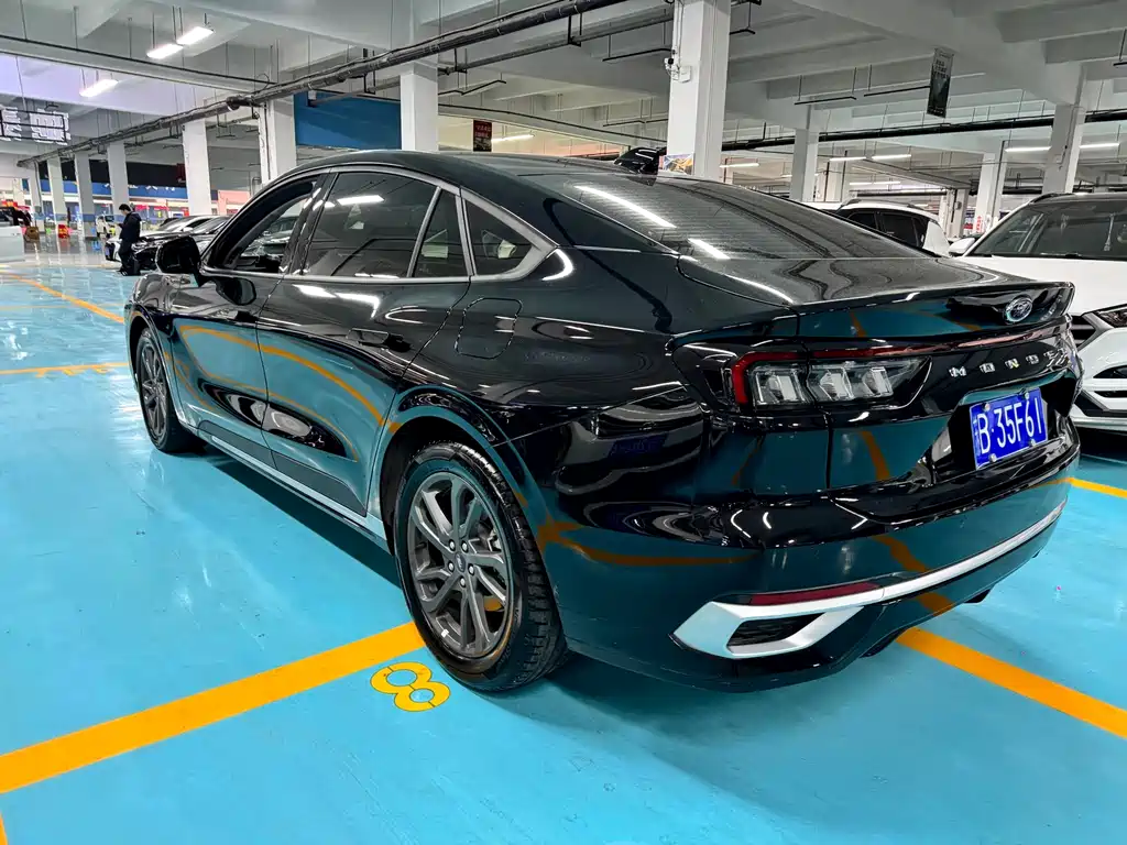 Mondeo 2025 1.5T EcoBoost Luxury купить на сайте DeffCars