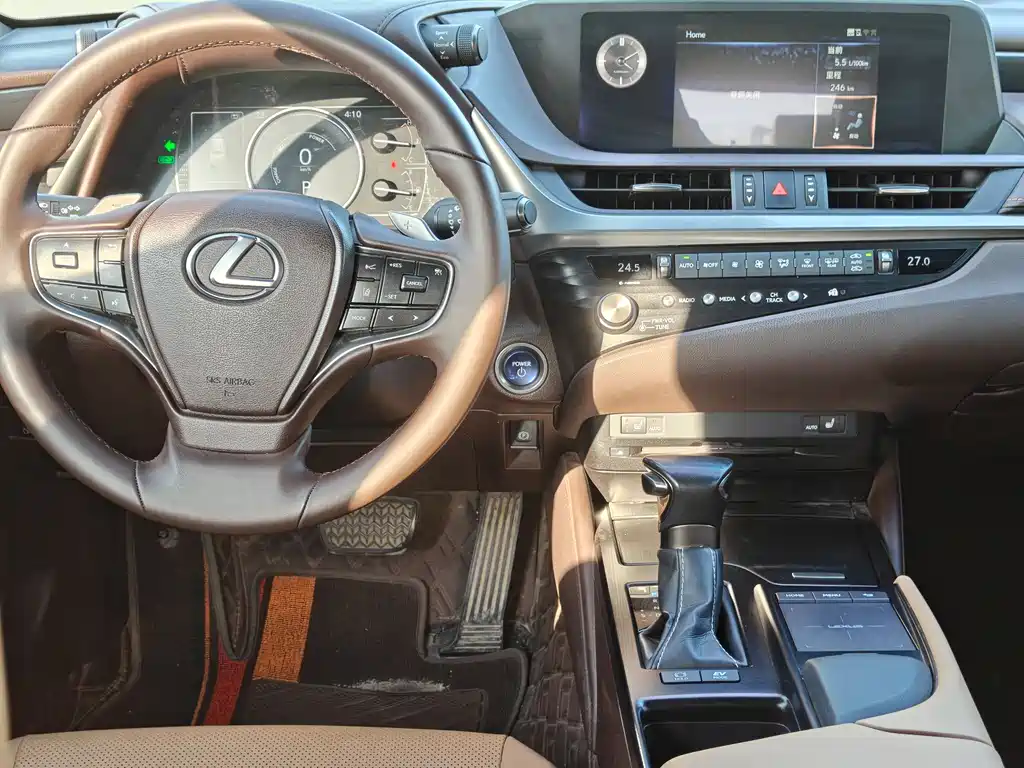 Lexus ES 2020 300h Excellence Edition купить на сайте DeffCars
