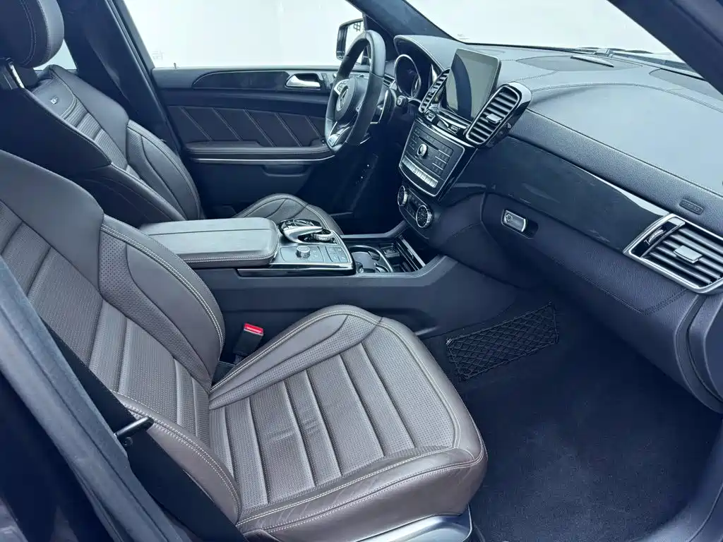 Mercedes gls AMG 2017 63 4MATIC купить на сайте DeffCars