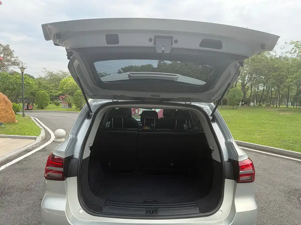 Roewe RX5 2020 model 20T automatic 4G interconnection million model купить на сайте DeffCars