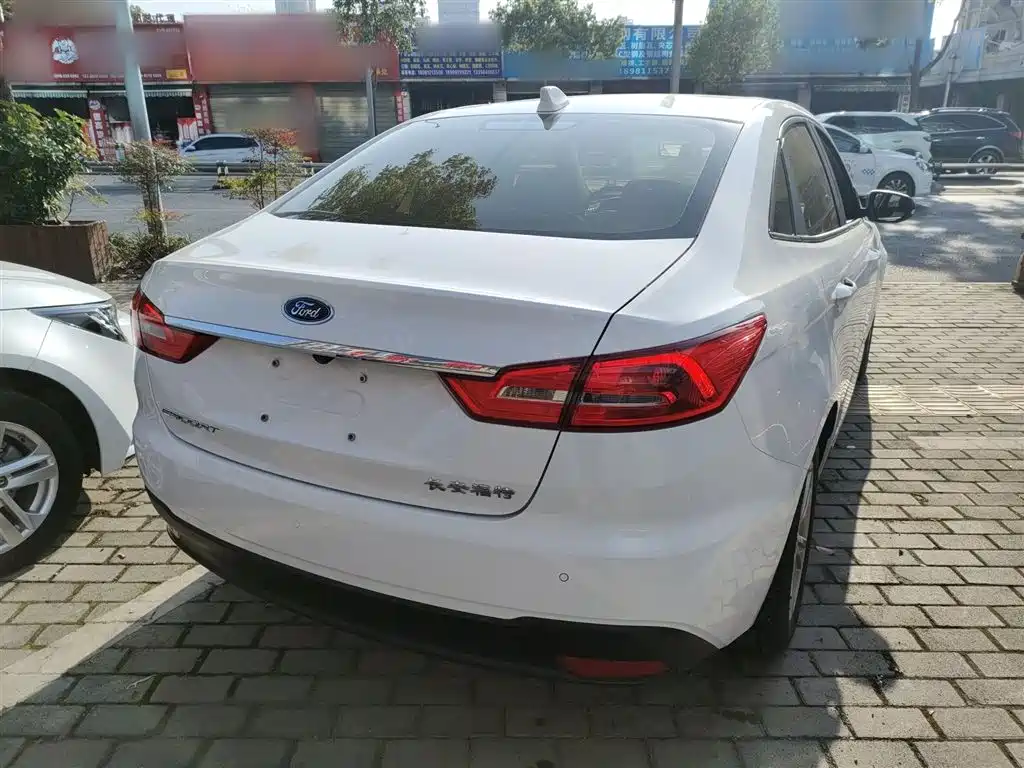 Forex 2019 facelift 1.5L automatic enjoyment type National VI купить на сайте DeffCars