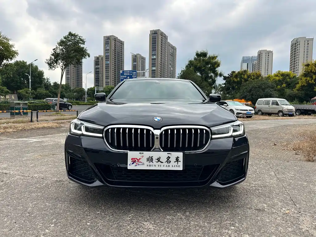 BMW 5 Series 2023 530Li Premium M Sport Kit купить на сайте DeffCars