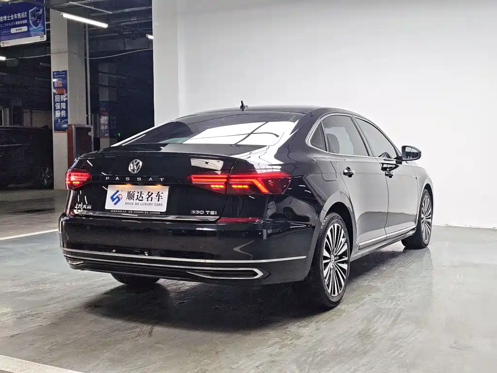 Passat 2019 330TSI Deluxe Edition National VI купить на сайте DeffCars