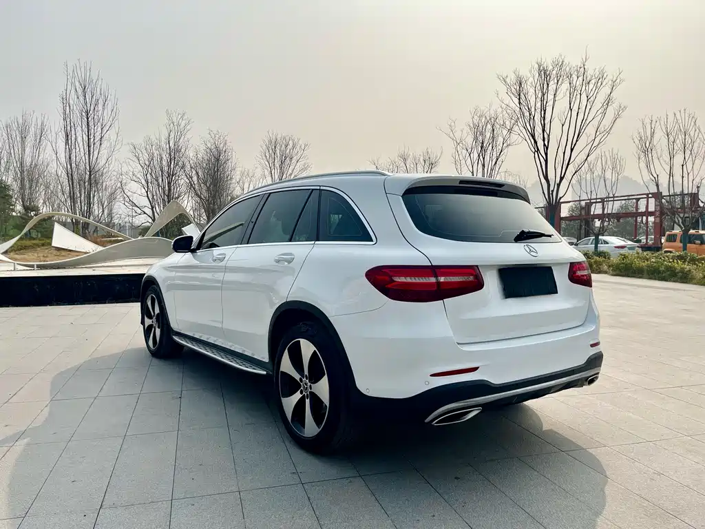 Mercedes-Benz GLC 2018 GLC 300 4MATIC Dynamic купить на сайте DeffCars