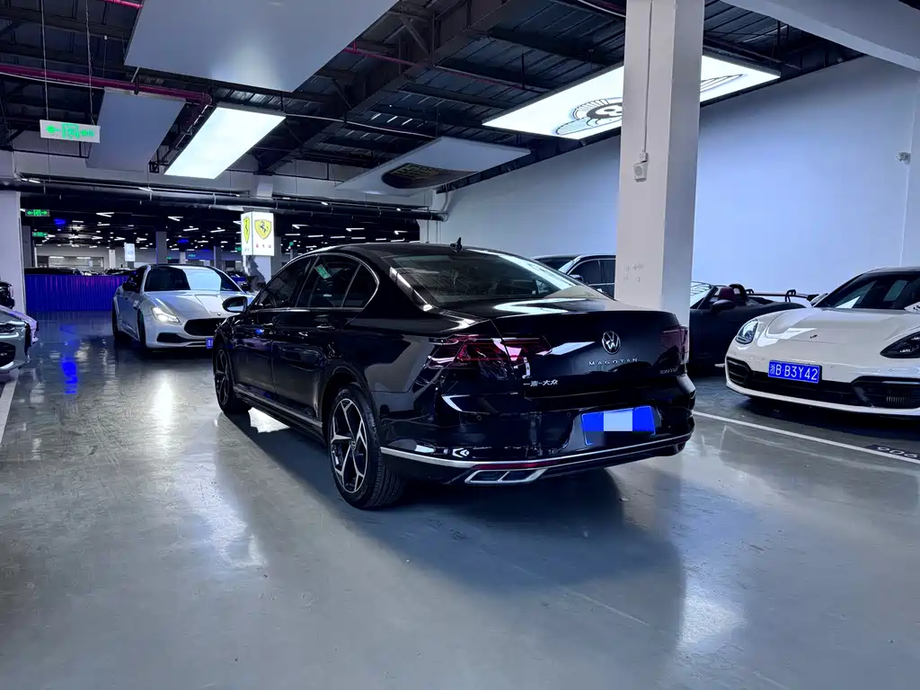 Magotan 2023 2 million commemorative edition 330TSI DSG leading model купить на сайте DeffCars