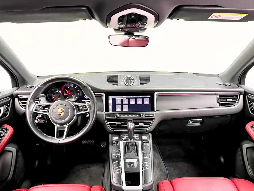 Macan 2021 Macan 2.0T купить на сайте DeffCars