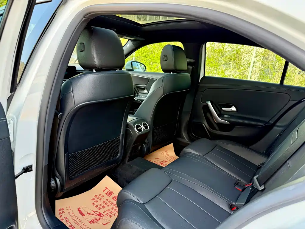 Mercedes-Benz A-Class 2022 A 200 L Sports Sedan Dynamic Type купить на сайте DeffCars