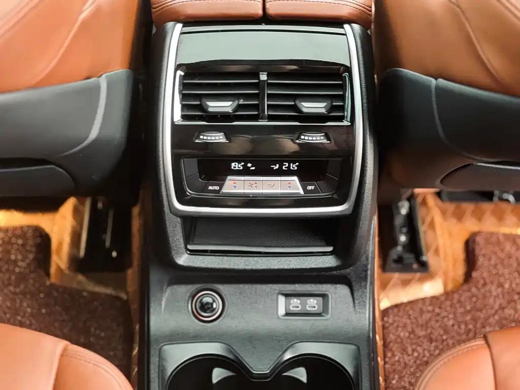 BMW X7 2022 xDrive40i Exclusive M Sports Package купить на сайте DeffCars