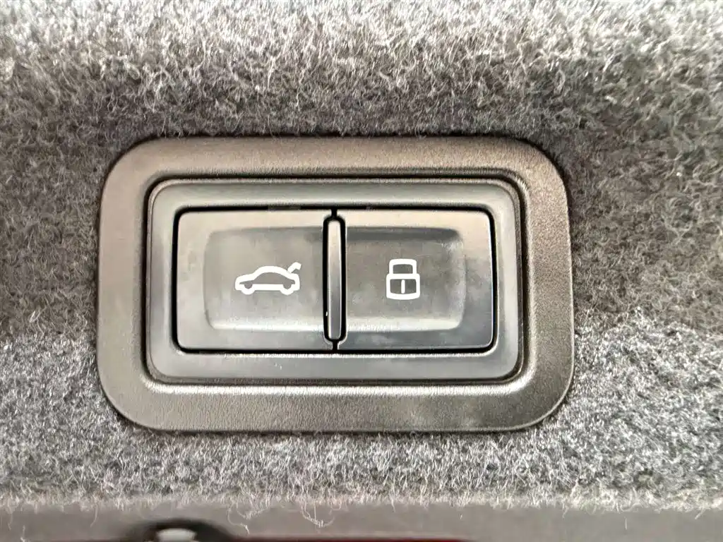 Audi A7L 2024 45 TFSI luxury model купить на сайте DeffCars