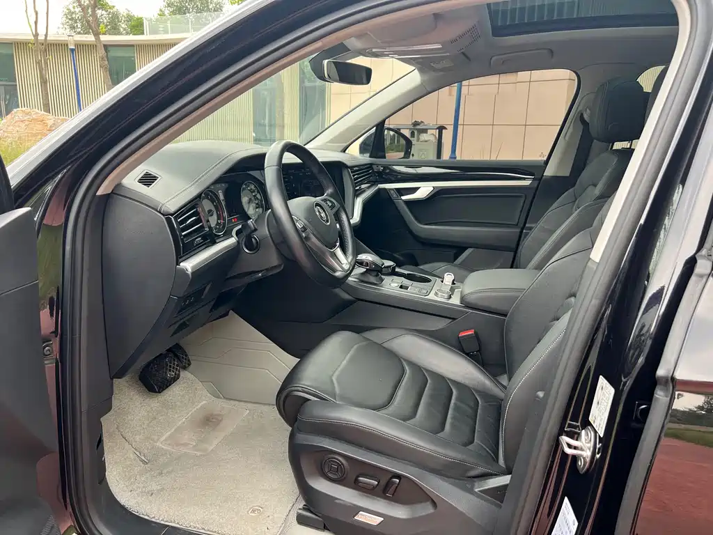 Touareg 2019 2.0TSI Navigation Edition Country VI купить на сайте DeffCars