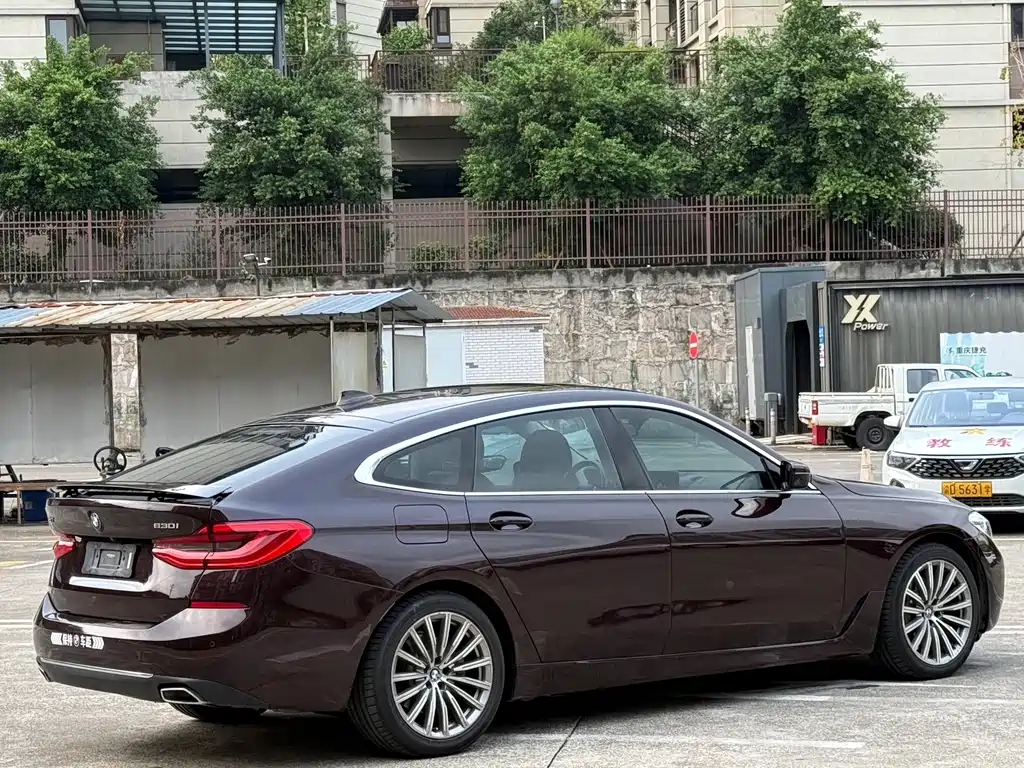 BMW 6 Series GT 2019 630i Luxury Design Package купить на сайте DeffCars