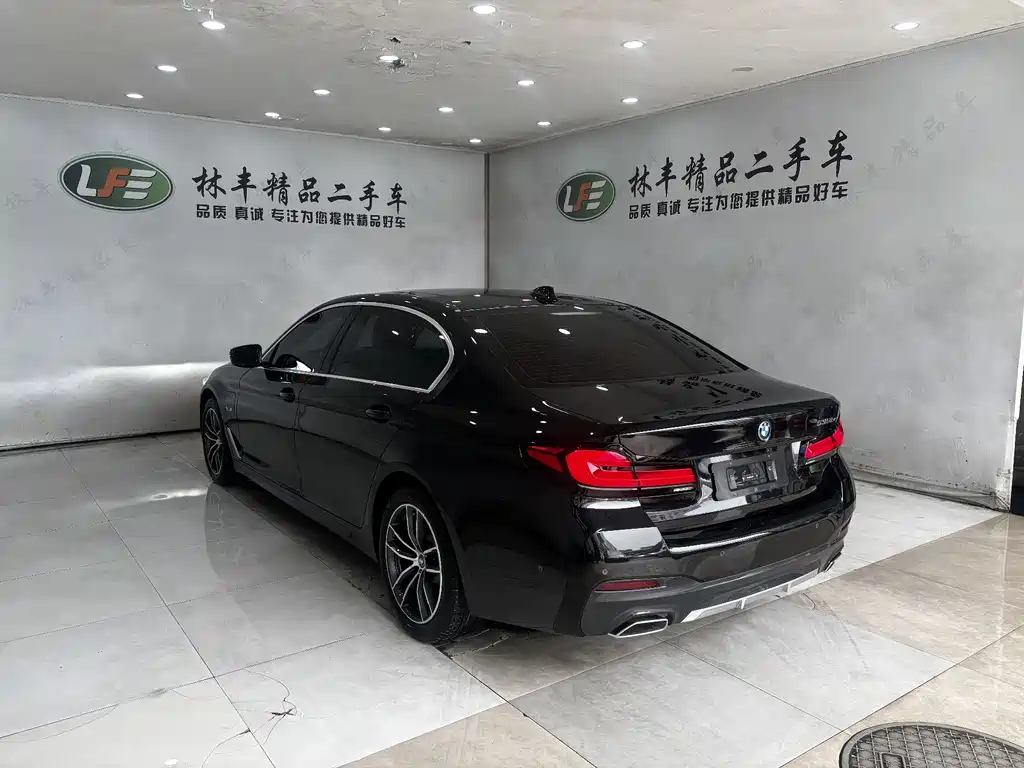 BMW 5 Series New Energy 2022 Model 2 535Le M Sports Package купить на сайте DeffCars