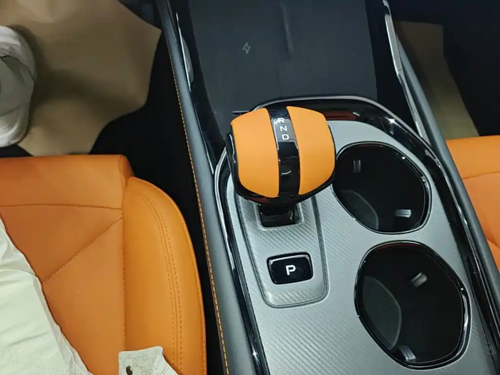 Changan UNI-V 2025 third generation 2.0T powerful model купить на сайте DeffCars