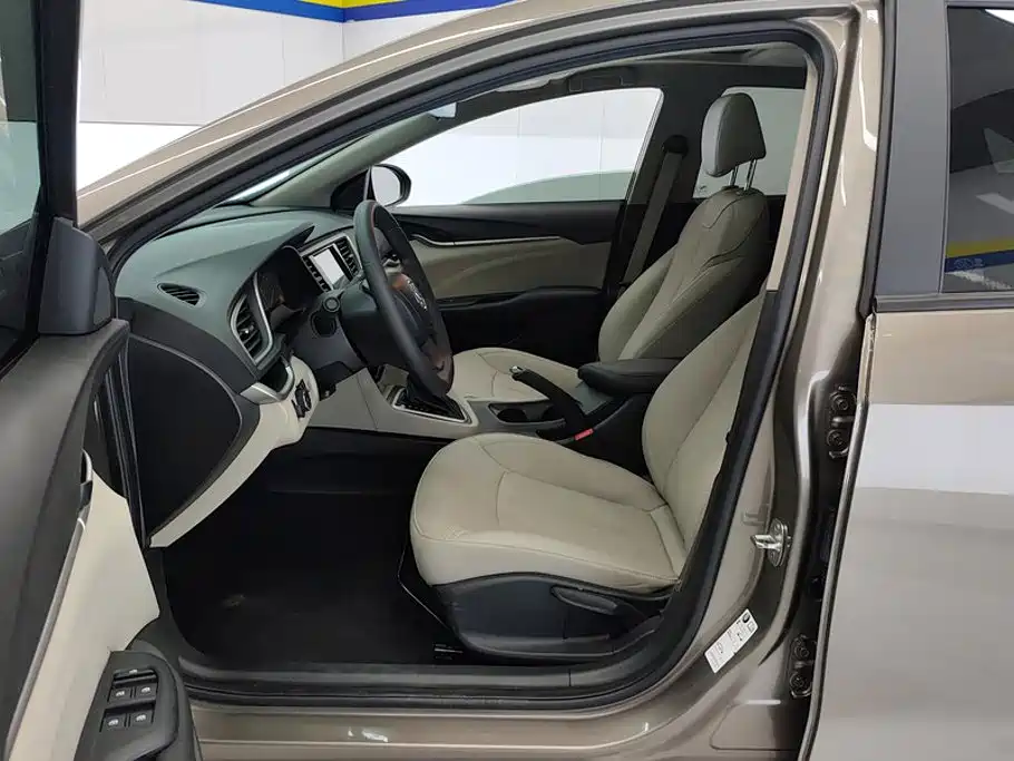 Yinglang 2021 Model 1.5L Automatic Elite купить на сайте DeffCars