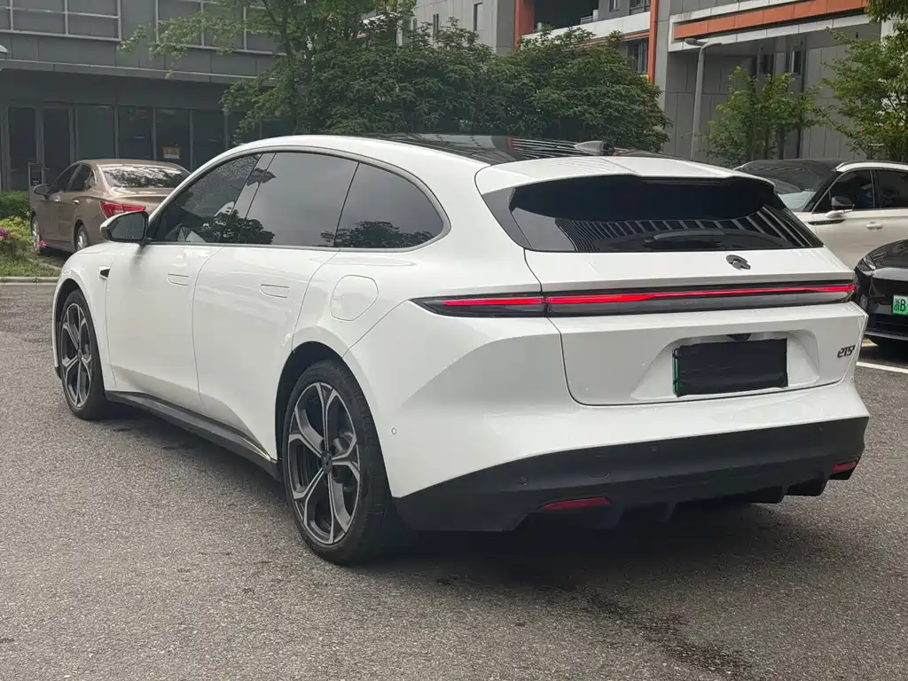 NIO ET5T 2023 75kWh Touring купить на сайте DeffCars