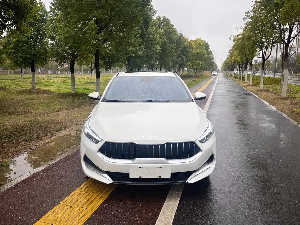 Kia K3 2021 facelift 1.5L CVT fashion version купить на сайте DeffCars