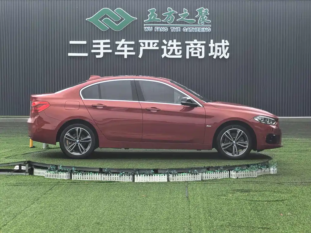 BMW 1 Series 2017 118i Sports купить на сайте DeffCars