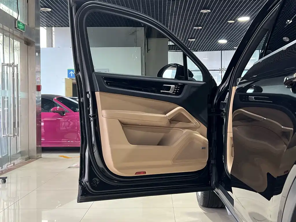 Cayenne 2019 3.0T купить на сайте DeffCars