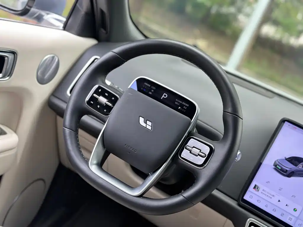 Ideal L8 2025 Max smart refresh version купить на сайте DeffCars