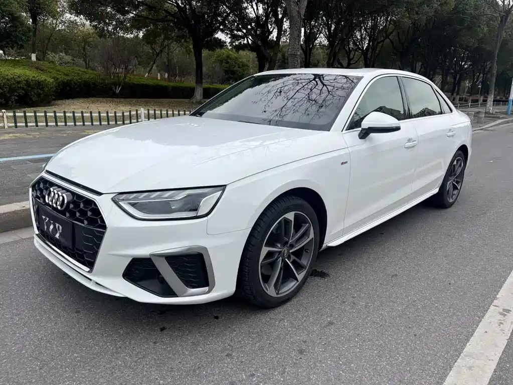 Audi A4L 2020 40 TFSI Fashionable and Dynamic купить на сайте DeffCars