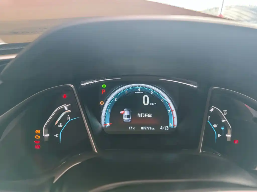 Civic 2016 220TURBO CVT Deluxe Edition купить на сайте DeffCars