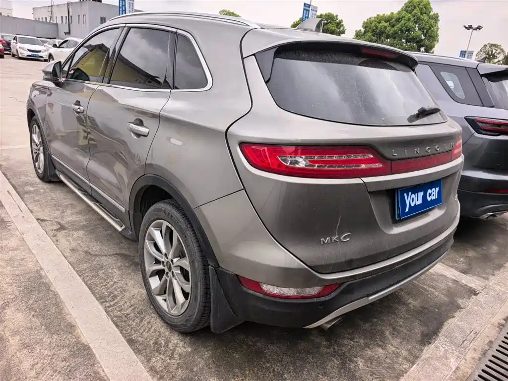 Lincoln MKC 2017 2.0T Two-wheel drive Premium Edition купить на сайте DeffCars