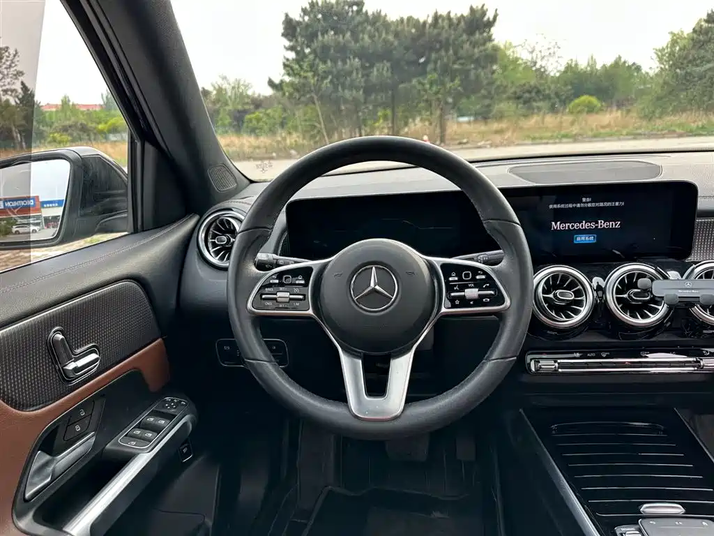 Mercedes-Benz GLB 2022 facelift GLB 200 fashion model купить на сайте DeffCars